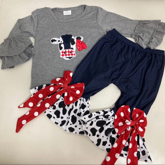 Luxury Embroidered farm girl cow 🐄 🐮cute outfit - Picture 3 of 10